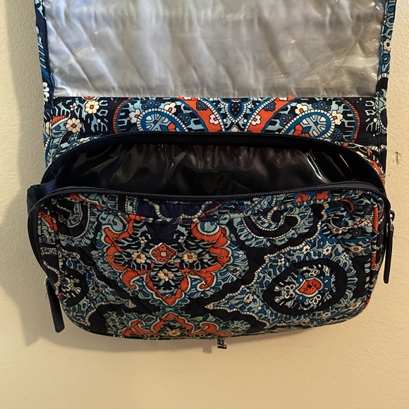 Vera Bradley Hanging Tolietries Bag - Picture 5 of 10